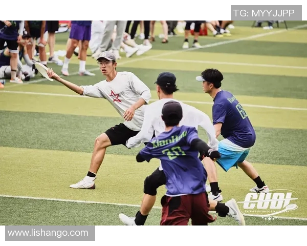 杭州飞盘队技术革新引发热议探索飞盘运动的新未来与发展方向